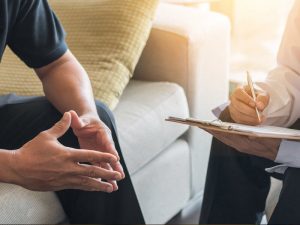 Không cắt bao quy đầu có sao không