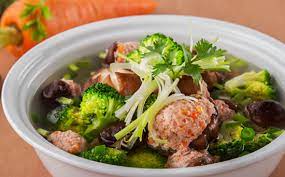 Chiều nay ăn gì - Canh mọc , cá ba sa kho nghệ , trứng cút rim