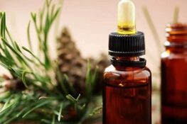 Tinh Dầu Thông Đỏ: Công Dụng Tuyệt Vời Cho Sức Khỏe Và Sắc Đẹp