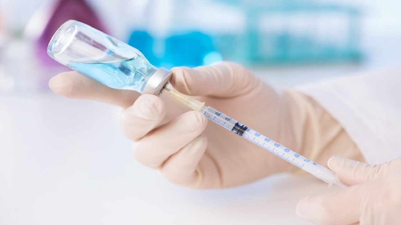 tiêm vaccine
