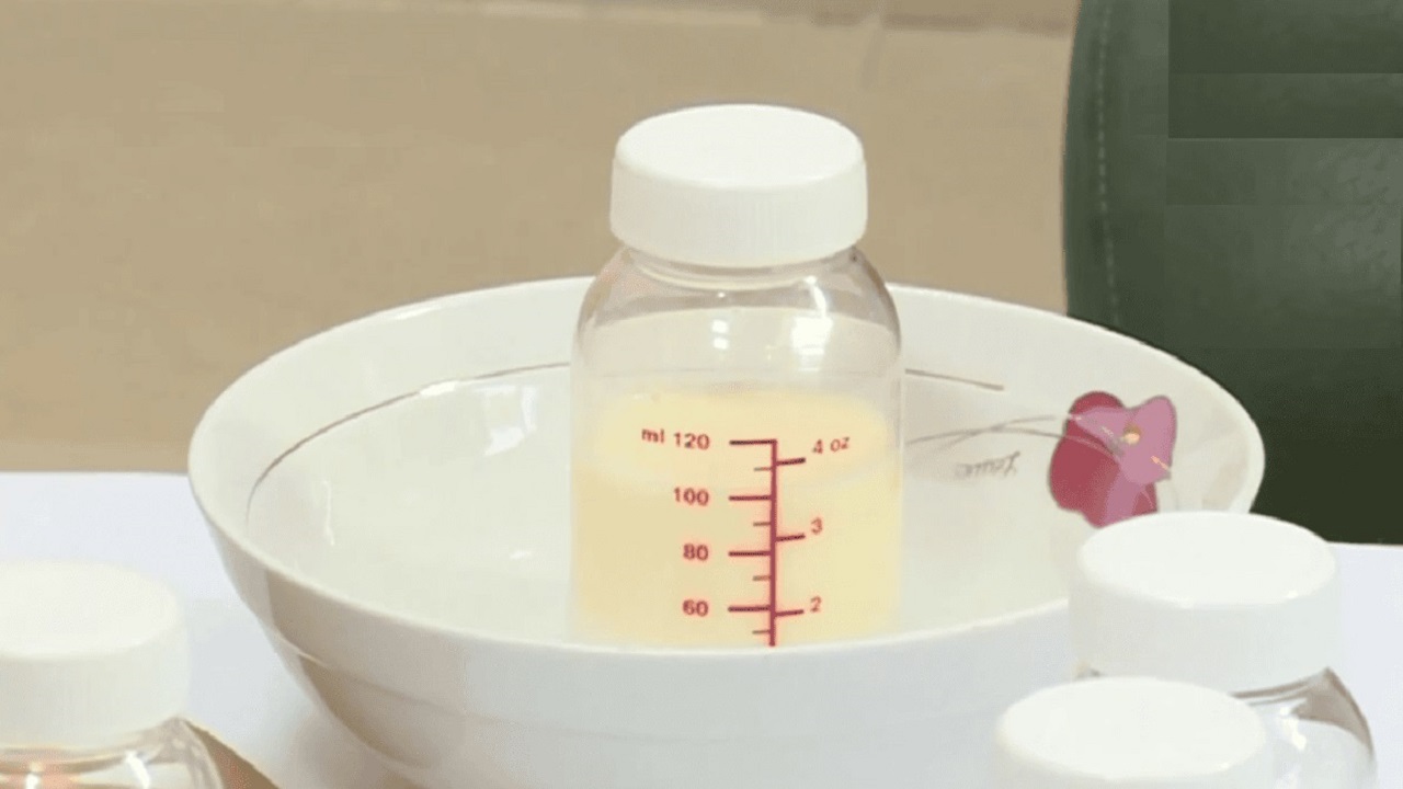 sữa mẹ để ngoài được bao lâu