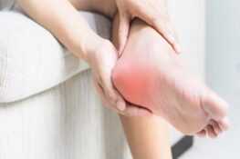 Đau Gót Chân Là Bệnh Gì? Cảnh Báo và Các Phương Pháp Điều Trị