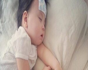Miếng Dán Hạ Sốt: Hiểu Đúng Cách Sử Dụng và Lợi Ích