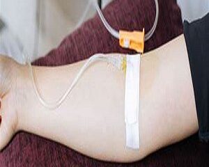 Truyền Nước Biển Là Gì? Khi Nào Cần Truyền và Những Lưu Ý Quan Trọng