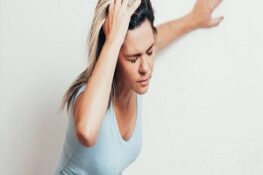 Nguyên Nhân Khiến Bạn Bị Choáng Váng Mất Thăng Bằng và Cách Xử Lý