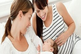 Mẹ bầu đang cho con bú: Những điều cần biết để đảm bảo an toàn cho cả hai