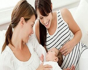 Mẹ bầu đang cho con bú: Những điều cần biết để đảm bảo an toàn cho cả hai