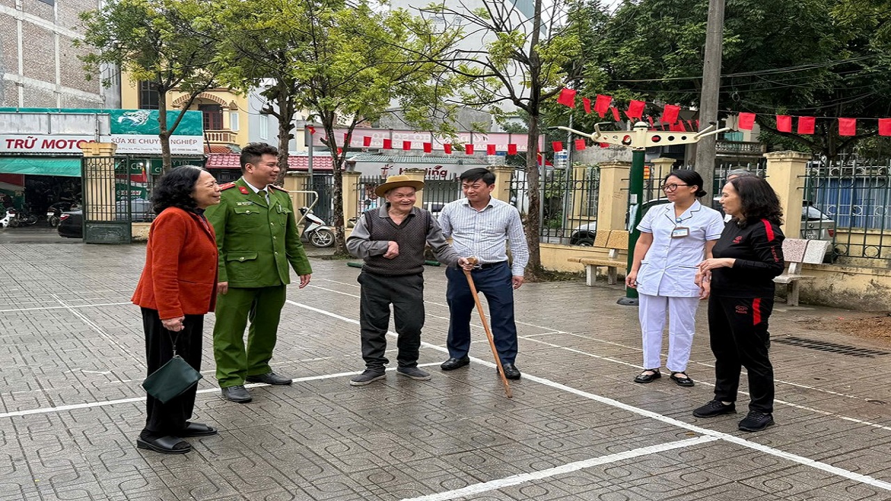 trung tâm y tế quận tây hồ